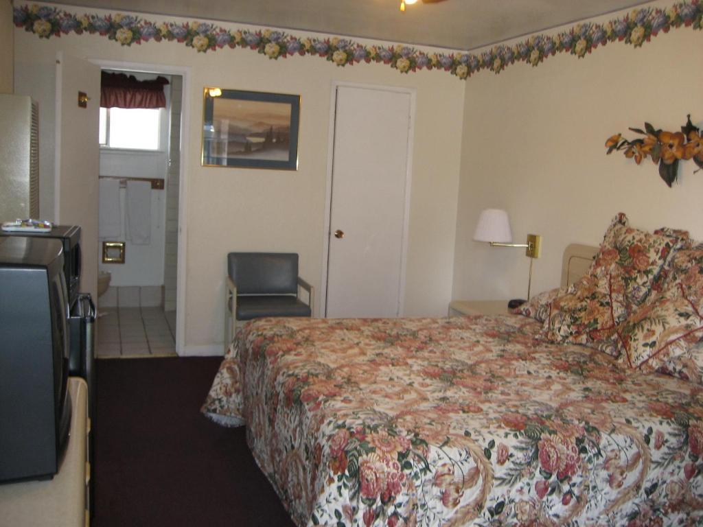 Travelers Inn And Suites サウス・レイクタホ 部屋 写真